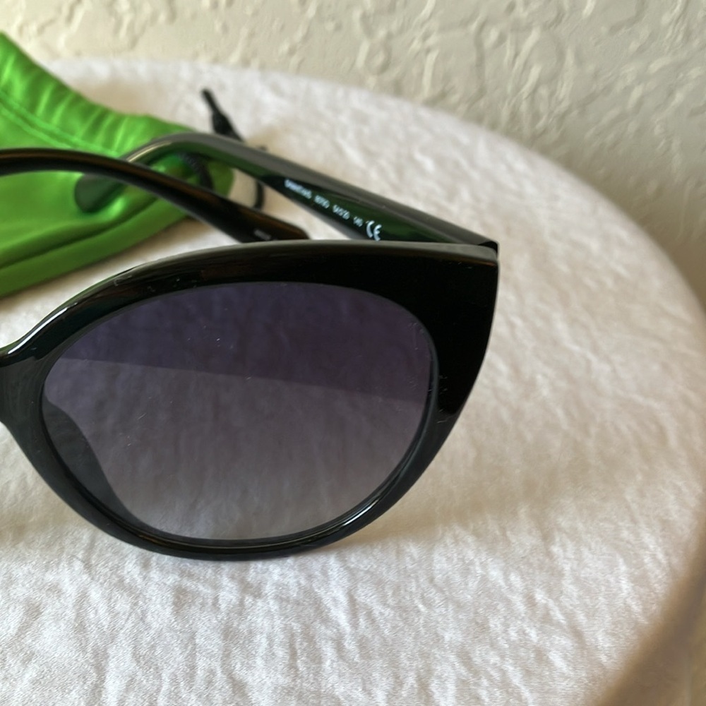 Kate Spade: Black Samantha Cat Eye Sunglasses- Gray gradient- green sleeve - Picture 9 of 16